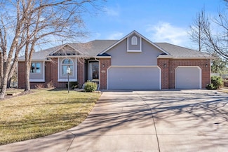 2525 W Keywest Ct, Wichita, KS 67204