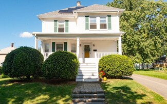 35 Giles Ave, Beverly, MA 01915