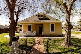 7206 Vine St, Highland, CA 92346