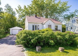 1401 Eklund Ave, Duluth, MN 55811