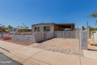 3952 E Baywood Ave, Mesa, AZ 85206