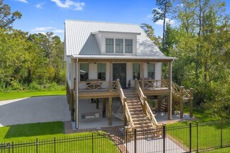2416 Dennis Ln, Lake Charles, LA 70611
