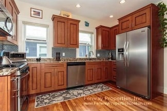 148 Albion St Unit 2, Somerville, MA 02144