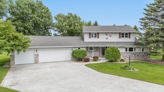 N9640 Gina Dr, Appleton, WI 54915