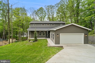 2645 Carribean Rd, Dubois, PA 15801