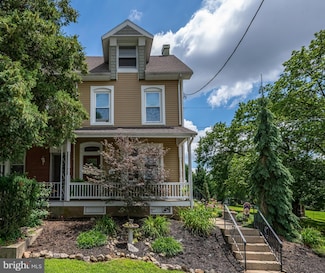 46 Seminary Ave, Reading, PA 19605