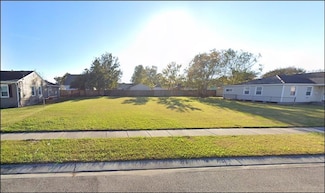 7218 Anne St, Arabi, LA 70032