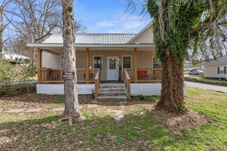 403 Victoria St, Pulaski, TN 38478