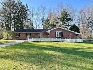 10933 Tanager Trail, Brecksville, OH 44141