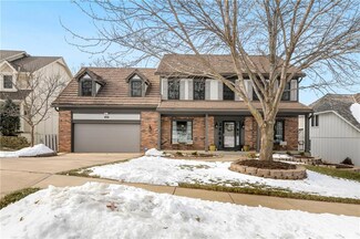 4138 NE Hampstead Dr, Lees Summit, MO 64064