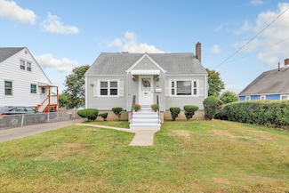 212 Dayton Rd, Bridgeport, CT 06606