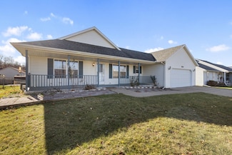 2649 Hickory Nut Ln, Kalamazoo, MI 49004