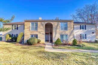 712 Zlotkin Cir Unit 1, Freehold, NJ 07728
