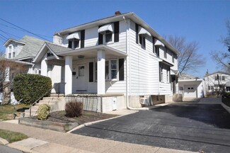 212 Forrest Ave, Folsom, PA 19033