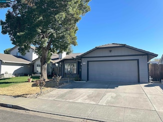 1876 Quail Meadows Cir, Vacaville, CA 95687