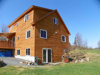 4654 Maplewood Rd, West Topsham, VT 05086