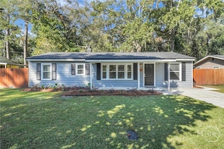 23 Brookview Dr, Savannah, GA 31406