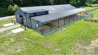 2941 Roby Martin Rd, Lenoir, NC 28645