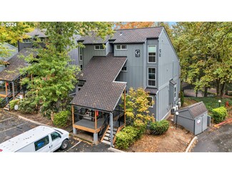 100 Kerr Pkwy Unit 47, Lake Oswego, OR 97035