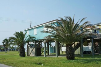 315 Seabean St, Surfside Beach, TX 77541