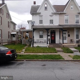 2830 Banks St, Harrisburg, PA 17103