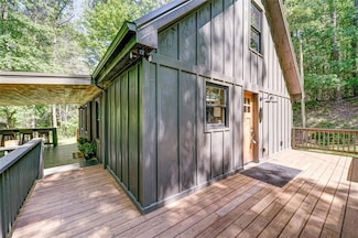 81 Falcon Cir, Ellijay, GA 30540