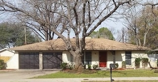 2107 Pin Oak Ln, Arlington, TX 76012