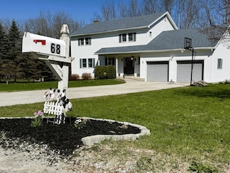 68 Beacon Heights, North Clarendon, VT 05759