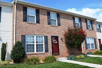 1031 Middle View Dr, Forest, VA 24551