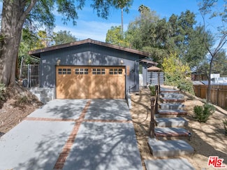 22261 Ybarra Rd, Woodland Hills, CA 91364