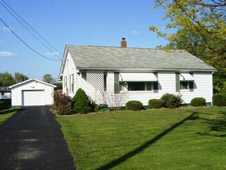 380 N Maple St, Mercer, PA 16137