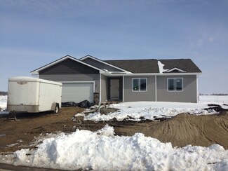 616 Meadow Brook Place, Huxley, IA 50124