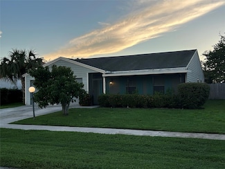 5067 Canal Cir E, Lake Worth, FL 33467