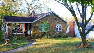 325 Cedar St, Osceola, MO 64776