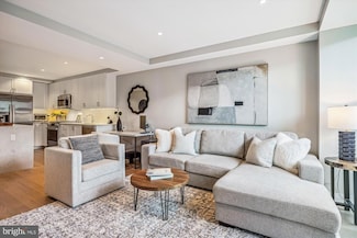 925 N Fairfax St Unit 308, Alexandria, VA 22314