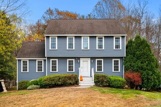 62 Giordani Ln, Sandown, NH 03873