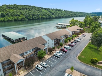 2529 State Highway 176 Unit B6, Rockaway Beach, MO 65740