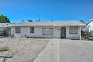 829 E Echo Ln, Phoenix, AZ 85020