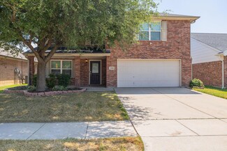 8848 Chaps Ave, Fort Worth, TX 76244