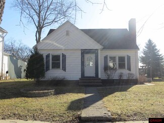 360 360 2nd St, Gaylord, MN 55334