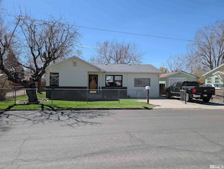 115 Commercial Ave, Yerington, NV 89447