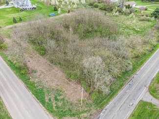 3099 W Kimmel Rd, Jackson, MI 49201