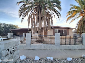 2130 S Calle Cordova, Tucson, AZ 85710
