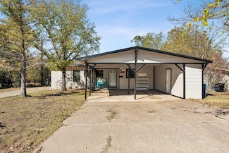 1104 Elizabeth Blvd, Granbury, TX 76048