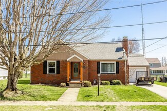 703 Ridgeway Ave, Grove City, PA 16127