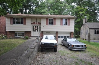 1426 Ashtola St, Pittsburgh, PA 15204