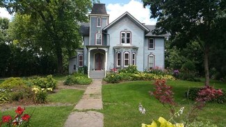 1632 Lee Center Rd, Amboy, IL 61310