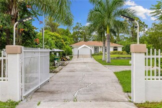 3221 22nd Ave NE, Naples, FL 34120