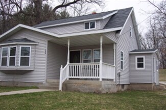 306 W Prospect St, Lyndon Station, WI 53944