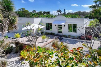 1212 10th Ave N, Naples, FL 34102
